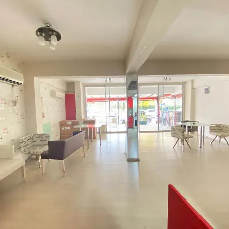 Mimoza Aparthotel