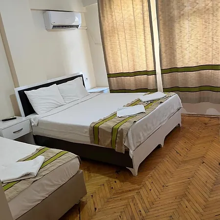 Mimoza Aparthotel *