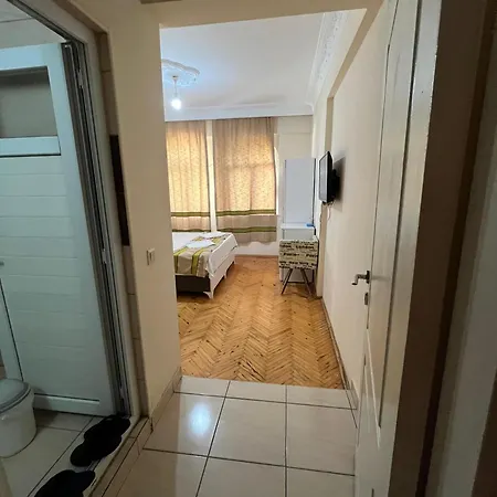 Mimoza Aparthotel *